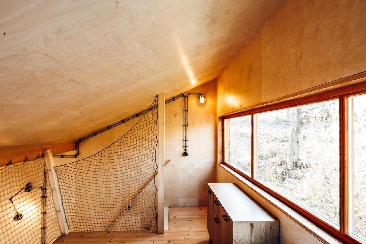 Tri Domky - Tiny Houses Depoltice エクステリア 写真