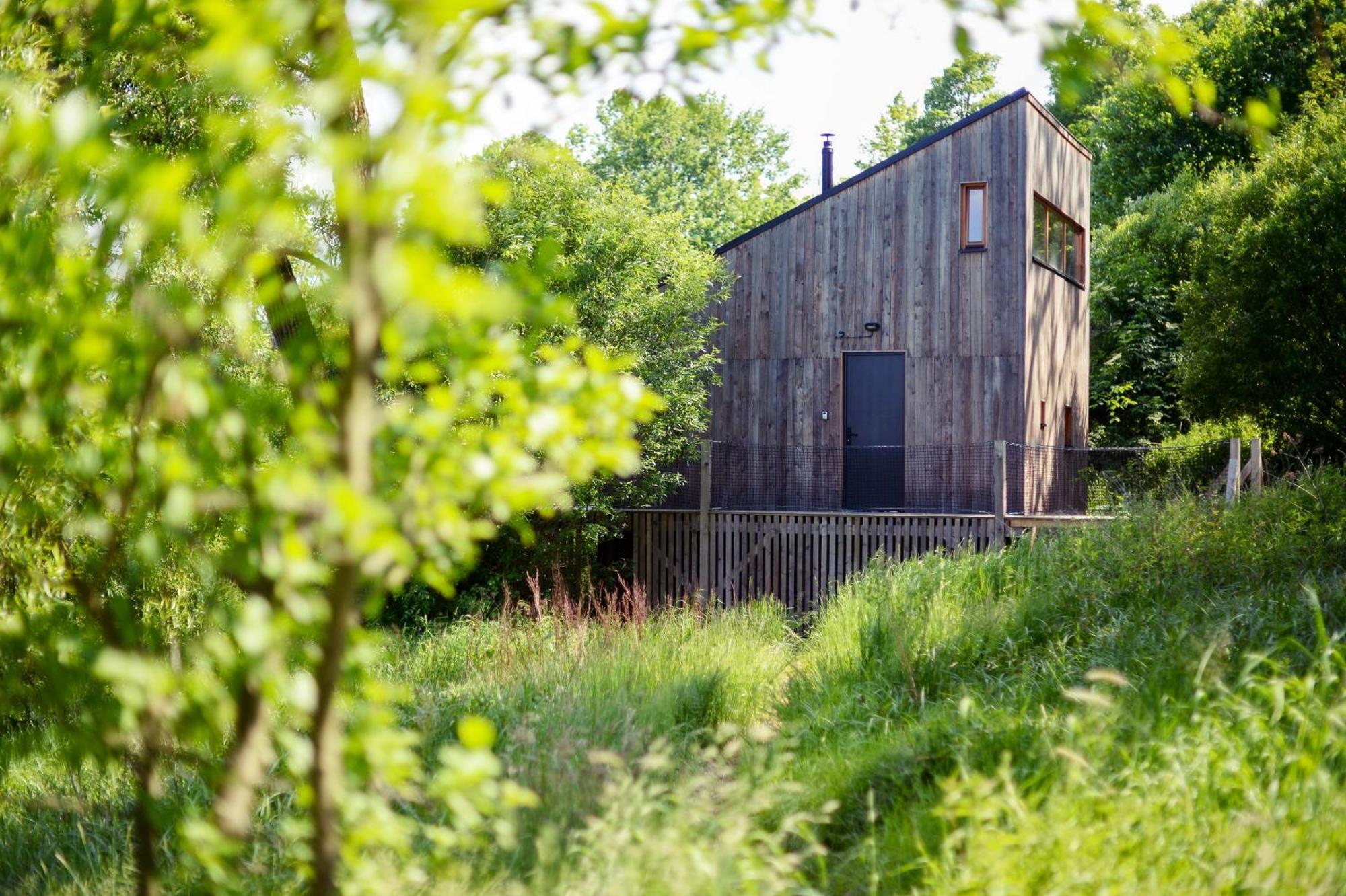 Tri Domky - Tiny Houses Depoltice エクステリア 写真