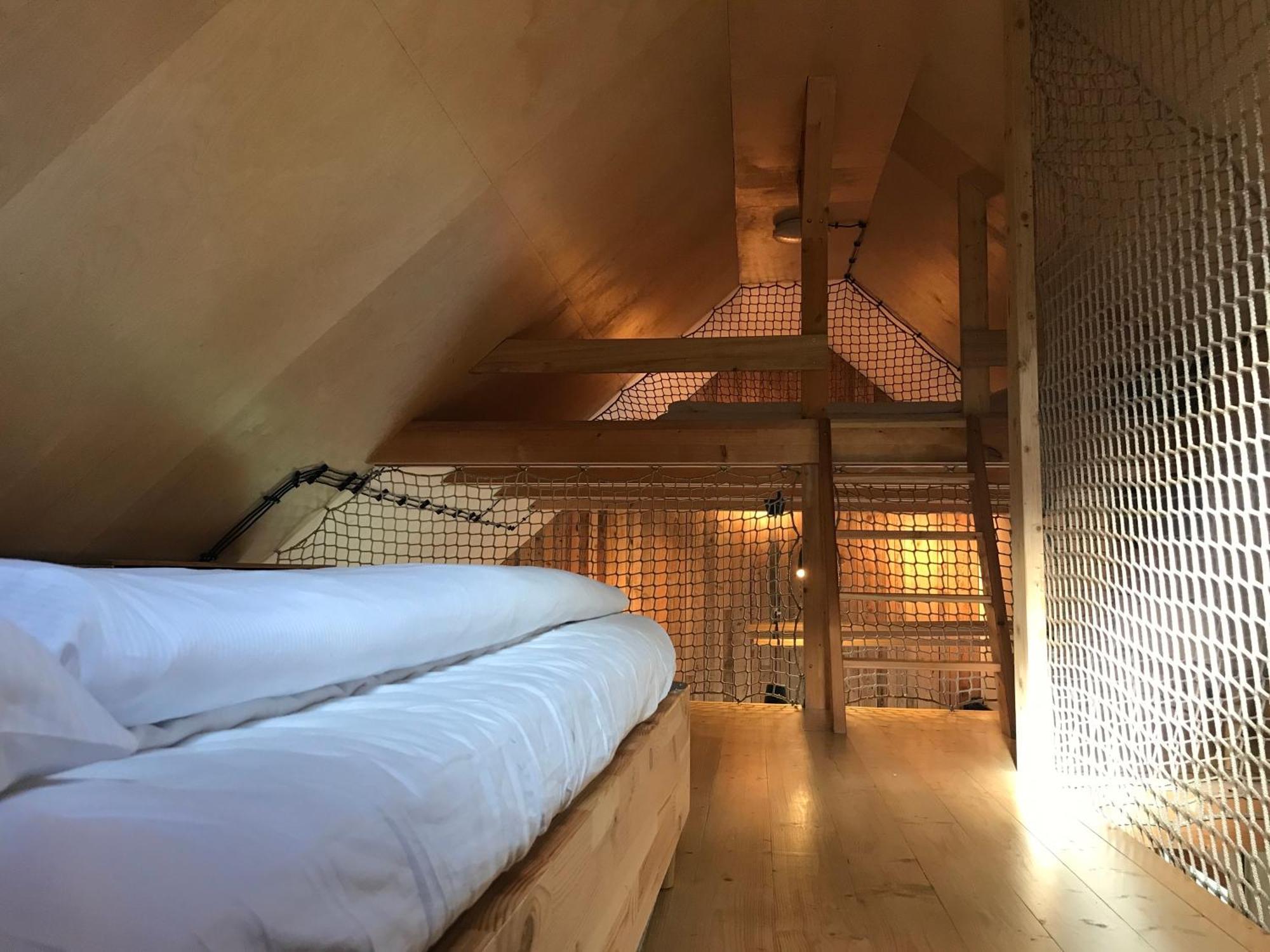 Tri Domky - Tiny Houses Depoltice エクステリア 写真