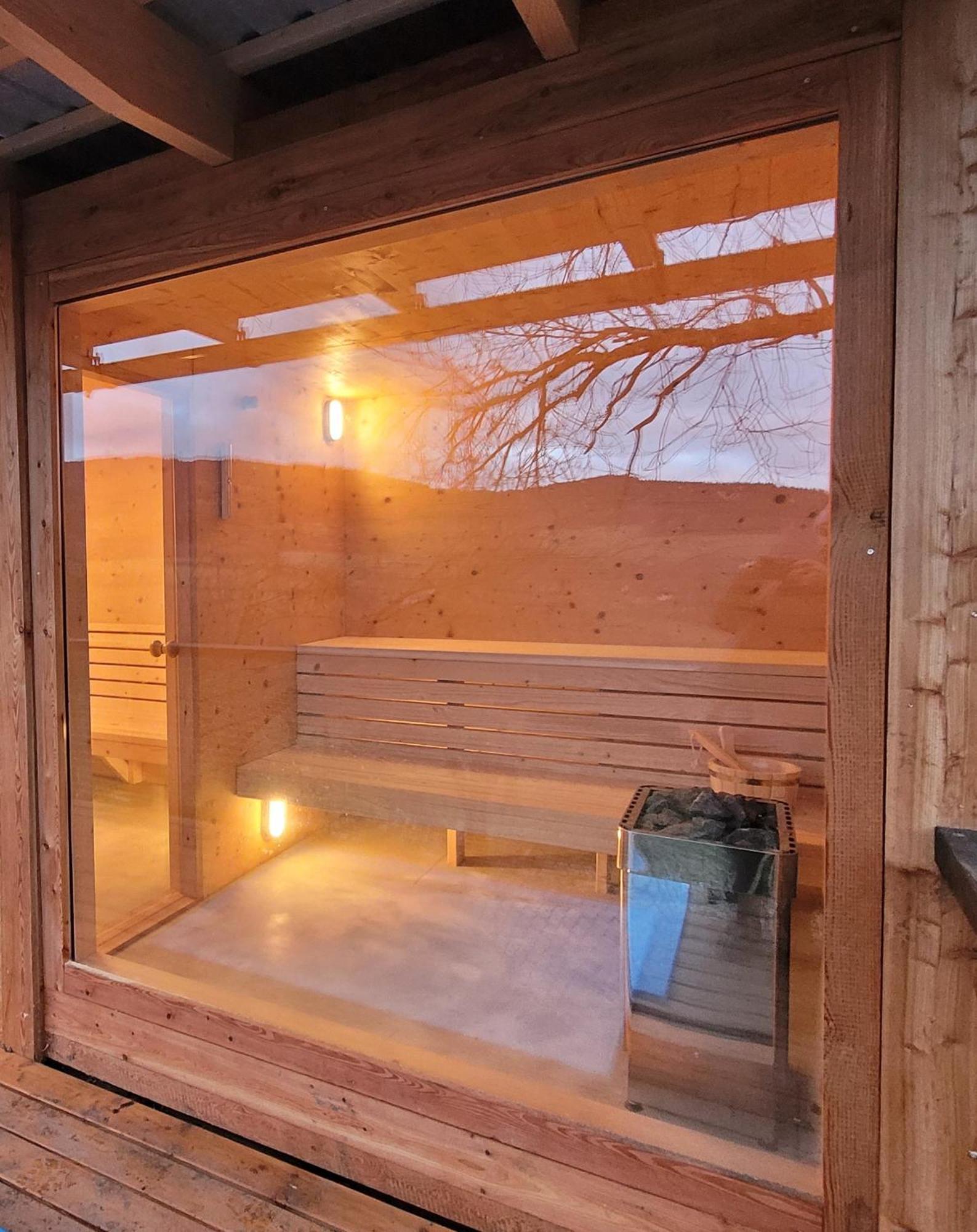 Tri Domky - Tiny Houses Depoltice エクステリア 写真